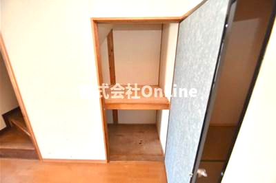 福万寺南貸家の収納