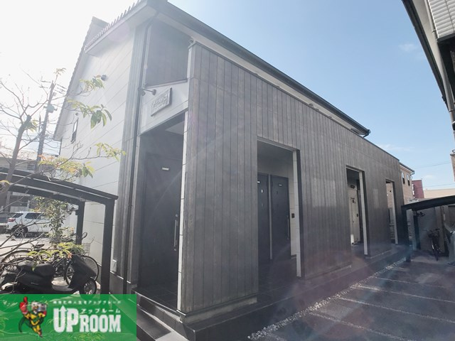春日井市出川町８丁目のアパートの外観