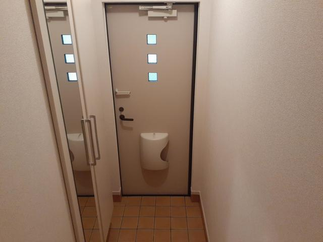 ガーデンハウス茂原Ⅳの玄関