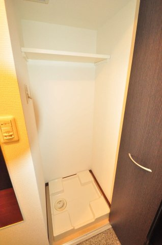 大阪市都島区中野町１丁目の賃貸マンションの玄関