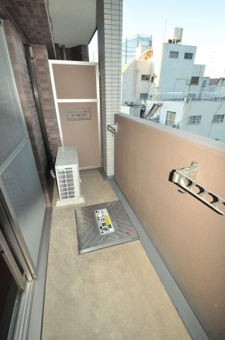 大阪市都島区中野町１丁目の賃貸マンションのバルコニー