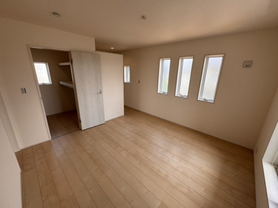 【洋室】 | リーブルガーデン．S　鴻巣新井　 | ２号棟現地２F洋室（2025年08月03日）撮影