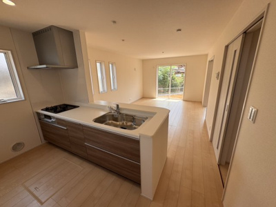 【キッチン】 | リーブルガーデン．S　鴻巣新井　 | ２号棟現地キッチン（2025年08月03日）撮影