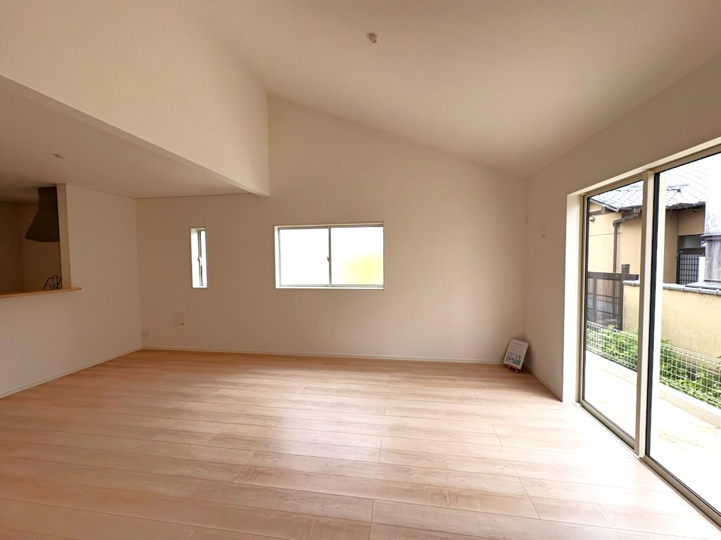 クレイドルガーデン和歌山市杭ノ瀬第３ ２号棟の居間・リビング