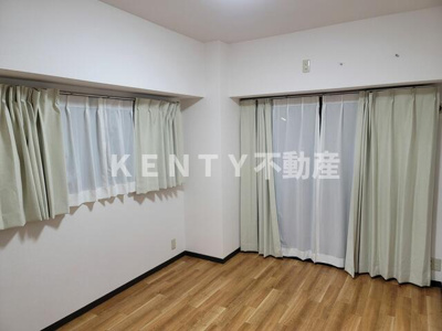 【居間・リビング】 | グランドール東寺尾 | おしゃれな居間です