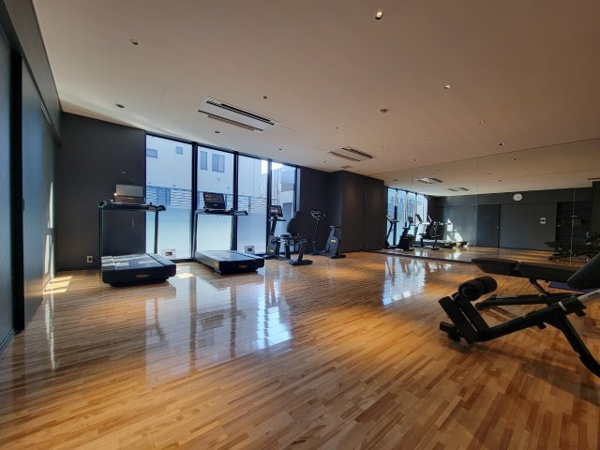 【その他共用部分】 | 【フィットネスルーム】2階にございます！24時間利用可能！マンション内で気軽にエクササイズ！