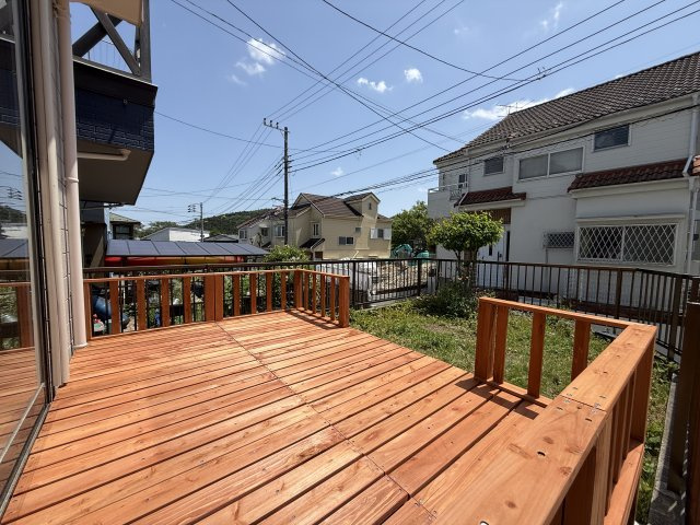 閑静な住宅街　「葉桜」分譲地内のその他|デッキ