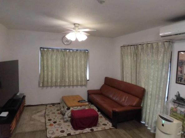 浜松市中央区豊町の中古マンションの居間・リビング