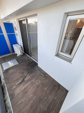 大阪市城東区諏訪１丁目の賃貸マンションのバルコニー