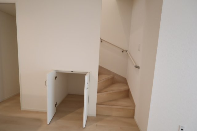 【収納】 | 《仲介手数料無料》練馬区大泉町２丁目29-26(5号棟)新築一戸建てクレイドルガーデン | 撮影日 2025年9月13日 14:30 晴れ