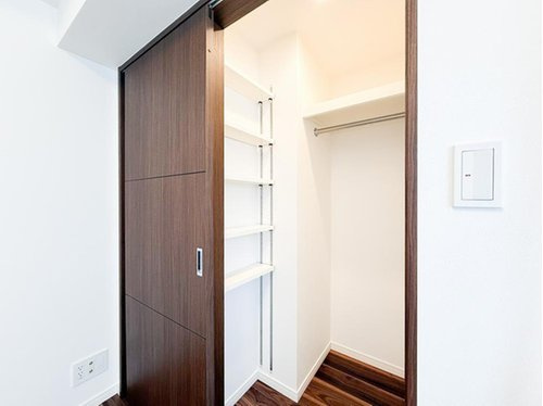 ＴＨＥパームス三鷹ビバーチェの収納