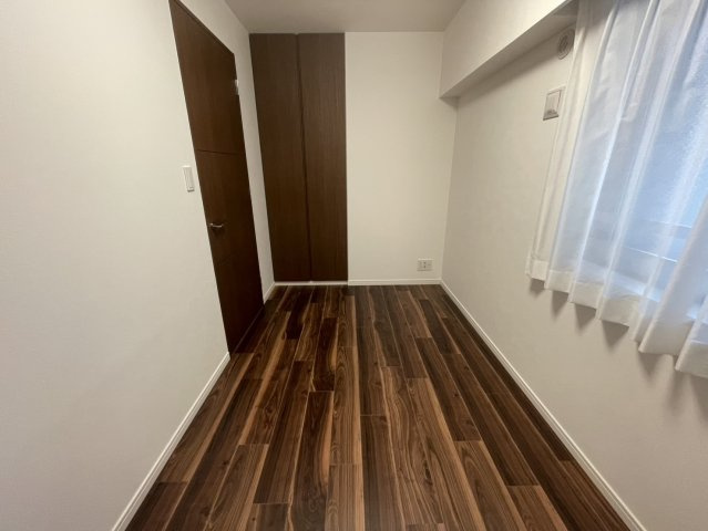 ＴＨＥパームス三鷹ビバーチェの洋室