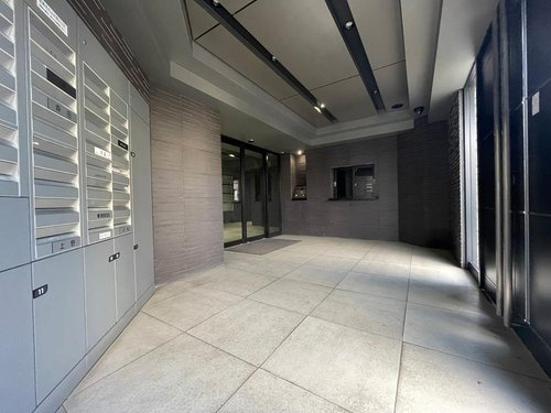 ＴＨＥパームス三鷹ビバーチェのエントランス