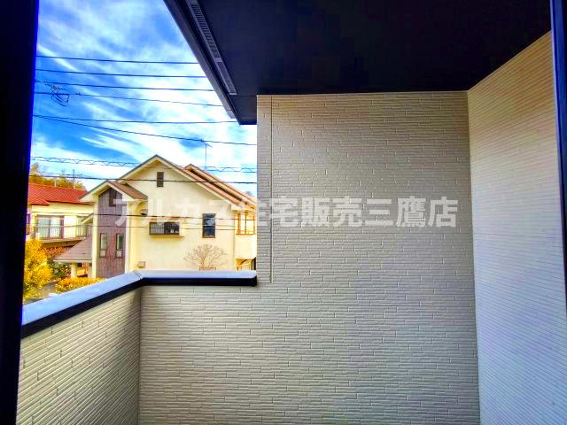 【内覧動画公開中！】三鷹市大沢５丁目 京王線 西調布駅 新築戸建てのバルコニー|インナーバルコニー