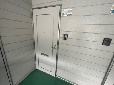 【玄関】 | 新栄プロパティー小山Ⅱ