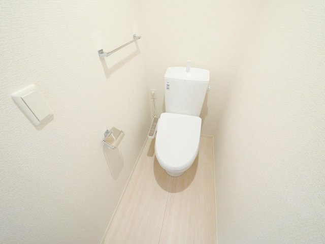 エスタールオーデンのトイレ|清潔感のあるトイレです