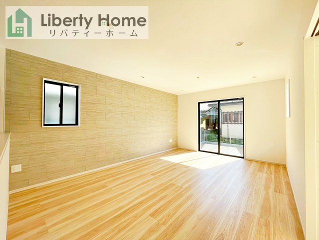 水戸市酒門町15期　新築戸建　2号棟の居間・リビング