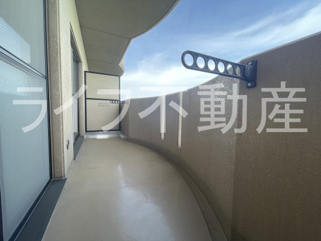 フローリッシュ北田のバルコニー