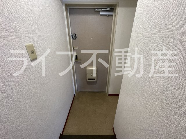 フローリッシュ北田の玄関