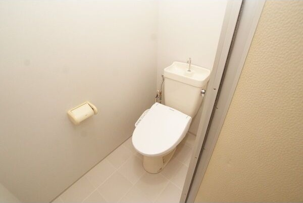 サンコーポNo7のトイレ