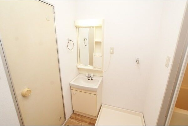 サンコーポNo7の洗面所