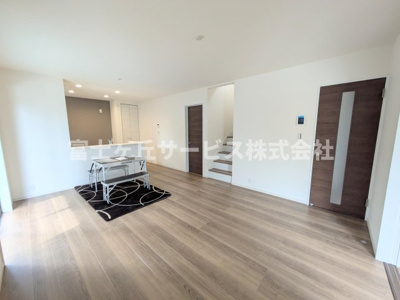 【居間・リビング】 | 豊橋市二川町 新築一戸建て 1号棟 | リビングダイニングです