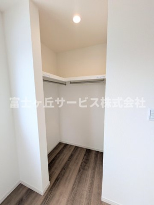 【収納】 | 豊橋市二川町 新築一戸建て 1号棟 | ウォークインクローゼットです