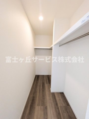 【収納】 | 豊橋市二川町 新築一戸建て 2号棟 | ウォークインクローゼットです
