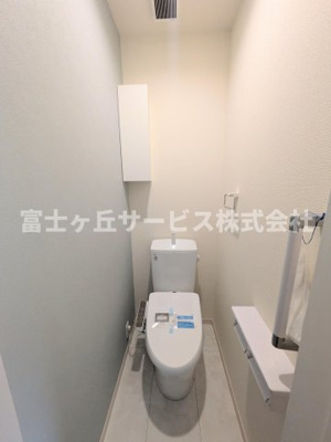 【トイレ】 | 豊橋市二川町 新築一戸建て 2号棟 | １F2F同タイプのトイレがあります