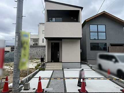 西区井口４丁目の前面道路含む現地写真