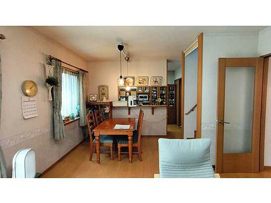 【居間・リビング】