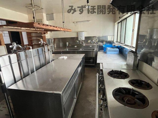 米沢市中央１丁目6-20のキッチン