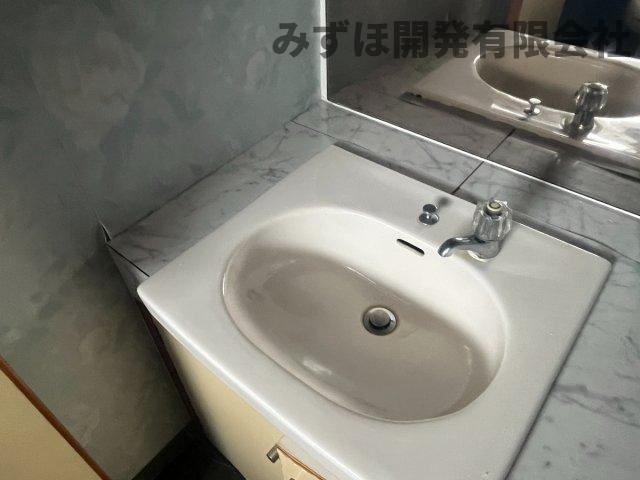 米沢市中央１丁目6-20の独立洗面台