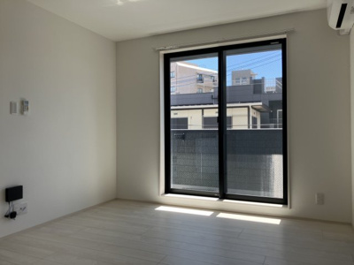 【居間・リビング】 | 長住RESIDENCE大池通り　★プライスホームなら仲介手数料0円★