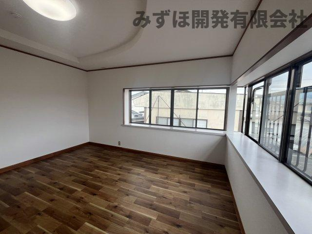 天童市北久野本3丁目6-19の洋室