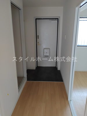 【居間・リビング】 | 胡蝶羽根井