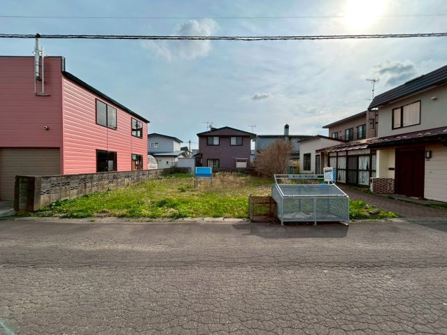 新川町4丁目住宅用地の外観|約５９坪の整形地。現況更地！建築条件なし！