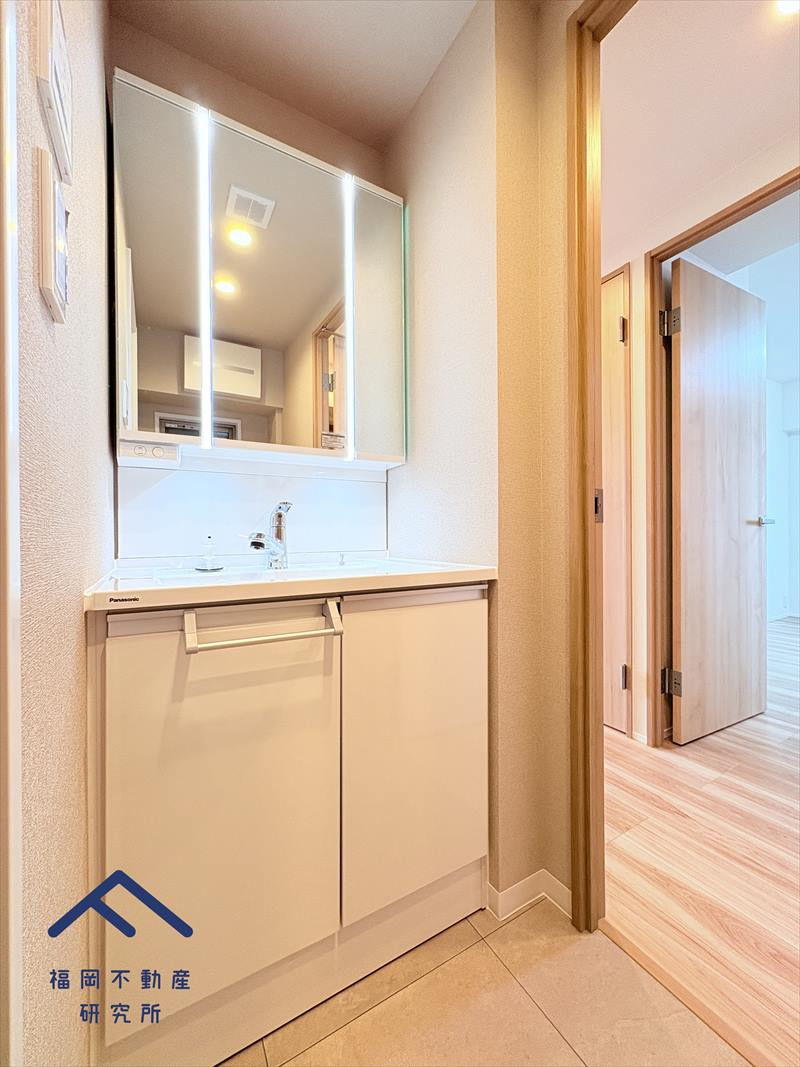 アーバンパレスシェル福間の独立洗面台