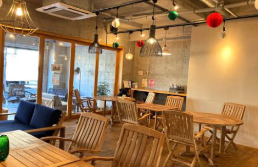 流山市前平井の店舗事務所の内装