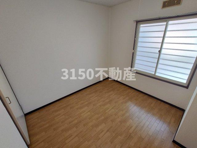 サンライズ Aの居間・リビング