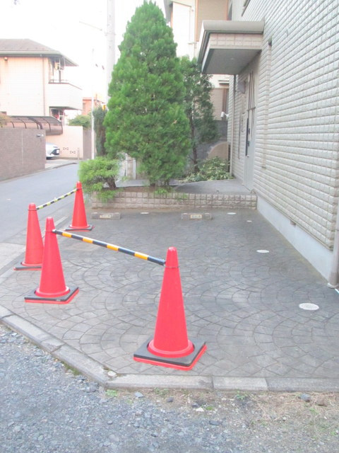 リトルフォレスト経堂の駐車場|駐車場の空きはご確認下さい