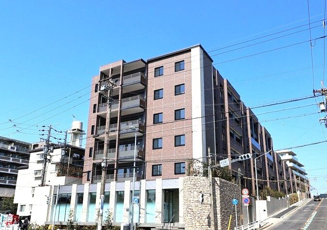 アヴァンセテラス瑞穂日向町の外観