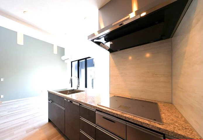 アヴァンセテラス瑞穂日向町のキッチン