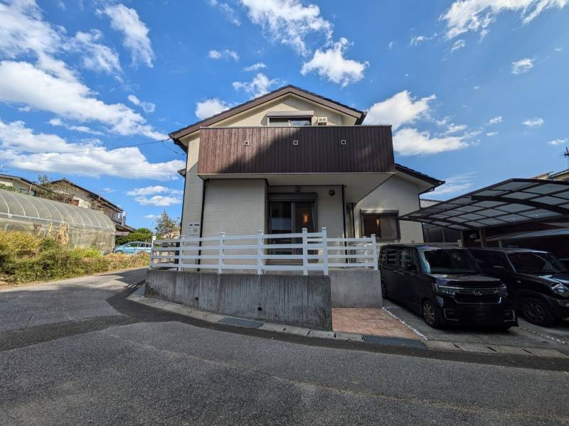 高知市福井町　　中古一戸建ての外観|きれいな外観です