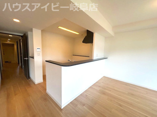 【キッチン】 | Vigaisho日野！3階部分！3LDK！ウォークインクローゼットあり♪ペット飼育可能なマンション | Vigaisho日野！3階部分！3LDK！ウォークインクローゼットあり♪ペット飼育可能なマンション