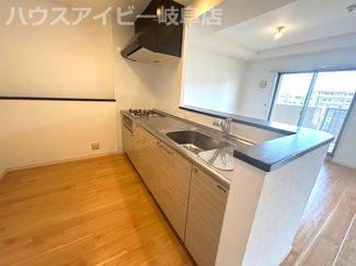 【キッチン】 | Vigaisho日野！3階部分！3LDK！ウォークインクローゼットあり♪ペット飼育可能なマンション | Vigaisho日野！3階部分！3LDK！ウォークインクローゼットあり♪ペット飼育可能なマンション