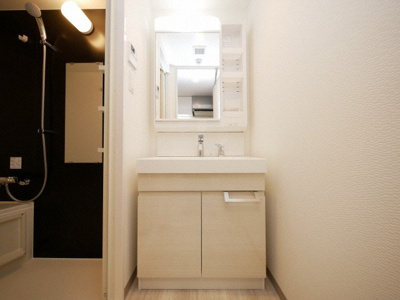 【洗面所】 | S-RESIDENCE日本橋Qualier | 独立洗面台です