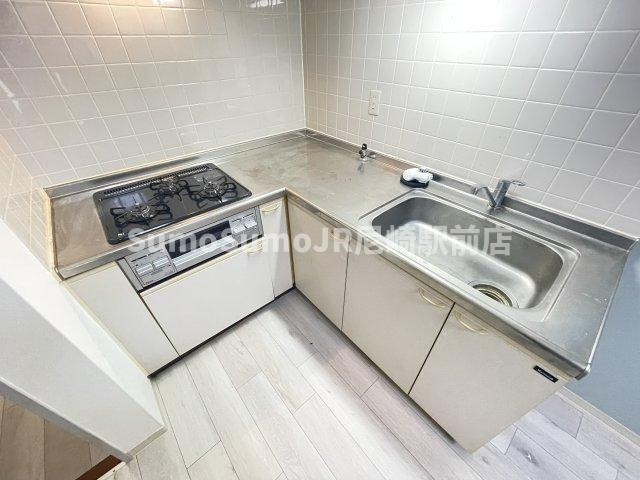 グレート・フューチャーPARTⅡのキッチン|コンパクトなキッチンで掃除もラクラク