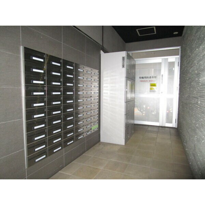 【エントランス】 | スクエア・アパートメント