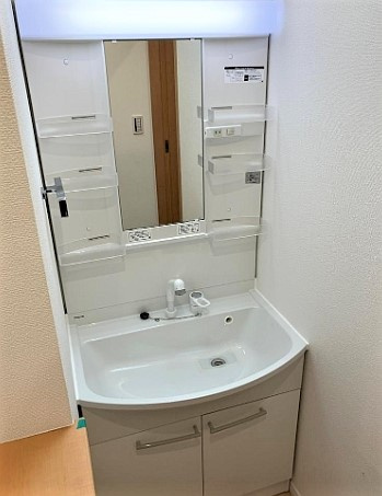 【独立洗面台】川口市弥平４丁目　中古戸建